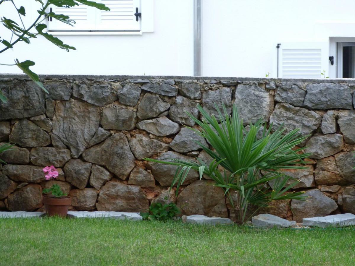 Apartments Monja & Dadi, Malinska, فانتاسيسي المظهر الخارجي الصورة