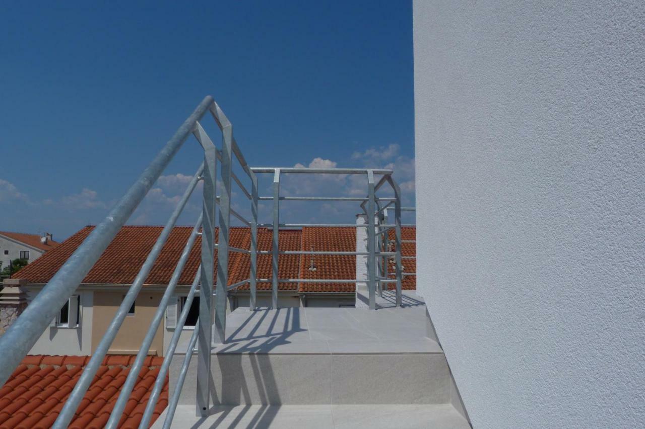 Apartments Monja & Dadi, Malinska, فانتاسيسي المظهر الخارجي الصورة