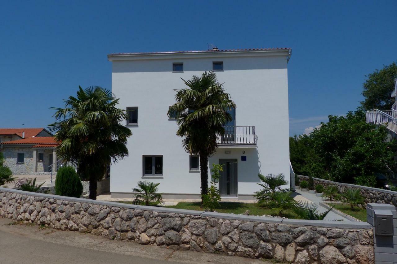 Apartments Monja & Dadi, Malinska, فانتاسيسي المظهر الخارجي الصورة